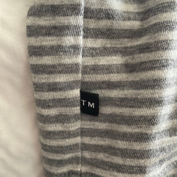 Travis Mathew Gray Stripes Mens Polo Golf Shirt with Pocket - Picture 7 of 7